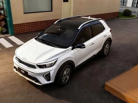 KIA nhập cuộc với mẫu SUV cỡ A hybrid giá chỉ 295 triệu: ‘Xăng ăn như ngửi’, thiết kế gọn gàng rất hợp đi đô thị, có cửa sổ trời, mở khoá bằng smartphone