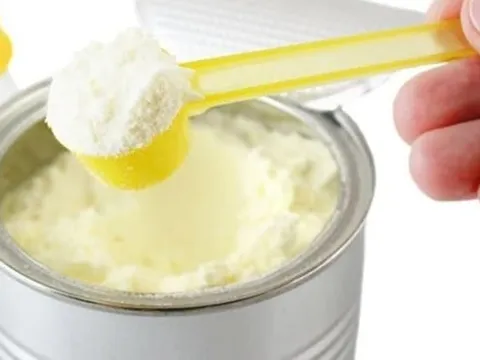 Bộ Y tế làm gắt vụ sữa trẻ em nhiễm độc tố cereulide