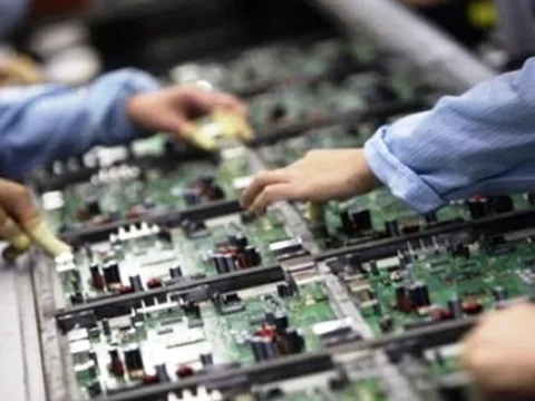 'Cỗ máy in tiền' của xuất khẩu Việt: Hơn 22 tỷ USD chỉ sau hơn 1 tháng