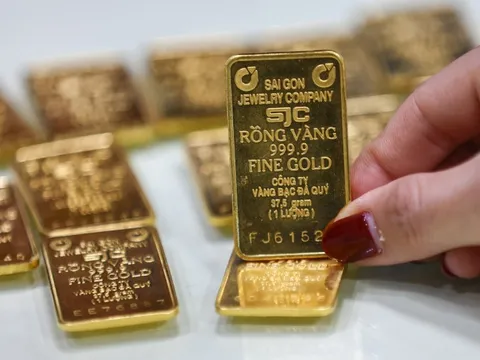 Giá vàng chiều nay 5/3: Nhu cầu của người mua vẫn tăng cao, cửa hàng khan hiếm