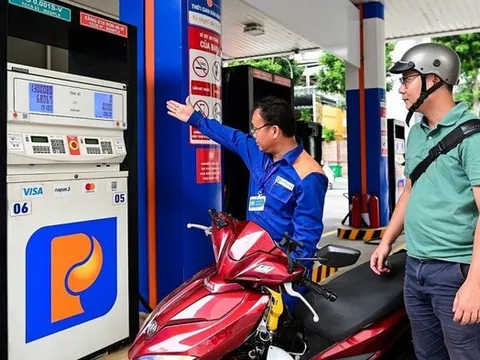 Chiều nay 5/3, giá xăng dầu tăng rất mạnh, có loại tăng hơn 7.000 đồng/lít