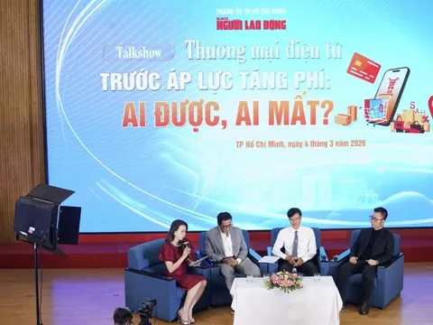 Bức tranh thương mại điện tử Việt Nam đang diễn biến ra sao khi các sàn đua nhau tăng phí?