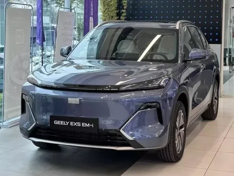 Đối thủ của Mazda CX-5 đã về đại lý Việt: Chạy thẳng Hà Nội - Cà Mau sau một lần nạp đầy nhiên liệu, giá từ 840 triệu