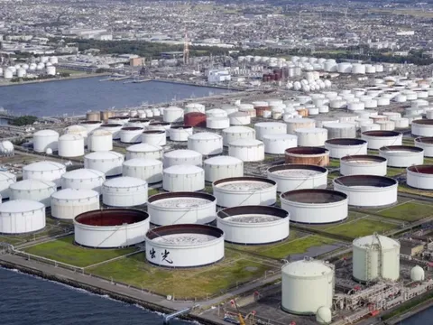 Giá dầu đi ngang