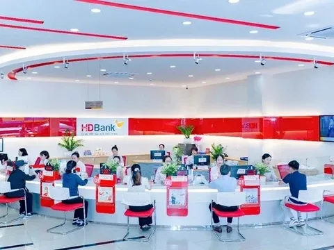HDB được dự báo tăng 23%: Chủ tịch HDBank vào hàng 60.000 cổ phiếu