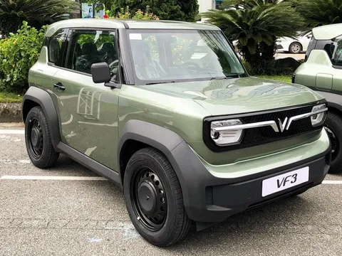 Thị trường ôtô Việt giảm tốc trong tháng 2, VinFast tiếp tục 'gánh' doanh số thị trường