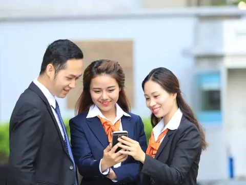 Một ngân hàng lập tức mở đợt tuyển 1.000 vị trí sau khi cắt giảm gần 1.500 nhân sự