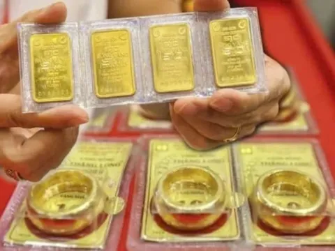 Giá vàng chiều nay 12/03: Giá vàng SJC, vàng nhẫn đều giảm, nhu cầu mua vào hạ nhiệt