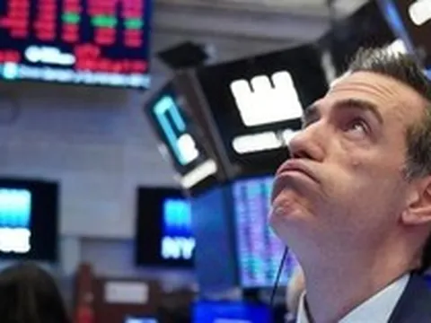 Phiên 17/3: Một cổ phiếu Bluechips bị khối ngoại "xả" đột biến gần 1.000 tỷ đồng