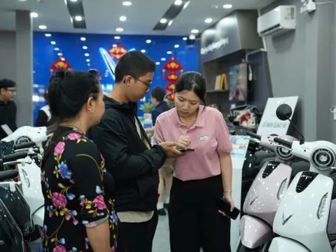 Người mua tăng đột biến, xe điện 'cháy' hàng