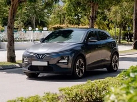 VF 6 và VF 7 thế hệ mới sắp lên dây chuyền: VinFast tăng tốc 'lột xác' dải SUV điện cuối năm nay