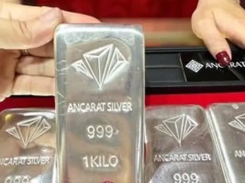 Nghiên cứu đưa bạc thỏi lên Sở Giao dịch hàng hóa