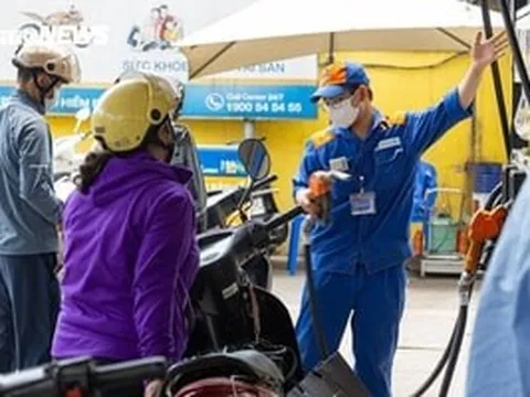 Giá xăng dầu tiếp tục điều chỉnh