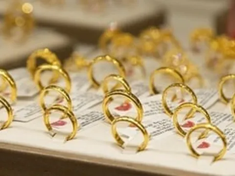 Giá vàng chiều 23/3: Mất 9 triệu đồng mỗi lượng chỉ trong 6 giờ