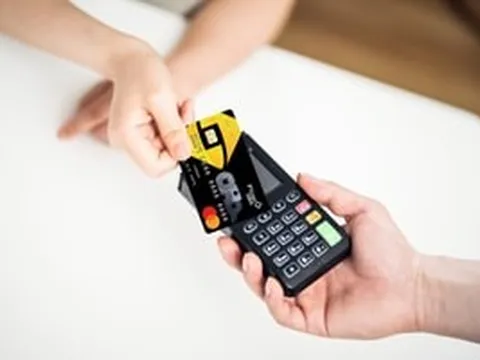 Bước tiến công nghệ giúp trải nghiệm thẻ của khách hàng thuận tiện và an toàn hơn