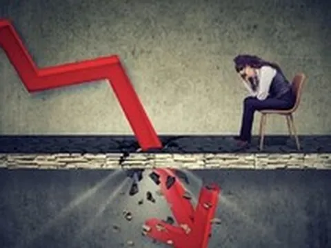 Chứng khoán thủng đáy 4 tháng, chuyên gia phát khuyến nghị quan trọng