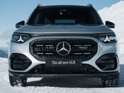 Mercedes GLB Hybrid 2026 lộ diện: Chốt giá từ 1,4 tỷ đồng, phả hơi nóng lên BMW iX3