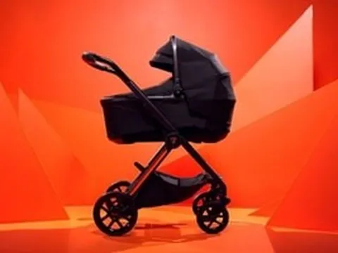 Xe đẩy Lamborghini Reef AL Arancio chốt giá 131 triệu đồng: Đưa tiêu chuẩn siêu xe vào thẳng nôi em bé, giới hạn 500 chiếc