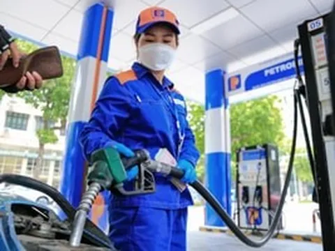 Tin vui cho người dân: Giá xăng dầu có thể giảm mạnh