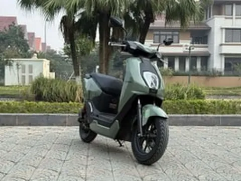 Trải nghiệm Honda ICON e: Xe êm cốp rộng nhưng sạc pin là một hệ tư tưởng mới