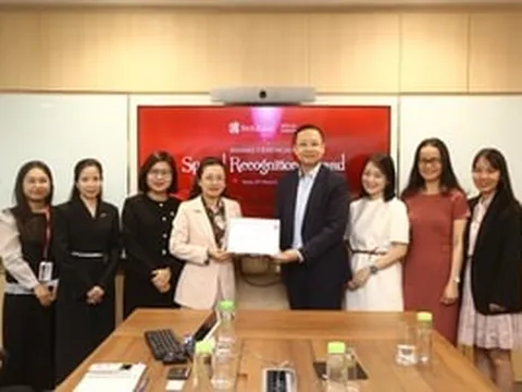 Wells Fargo trao tặng Giải thưởng 'Ngân hàng được công nhận đặc biệt về thanh toán quốc tế 2024-2025' cho SeABank