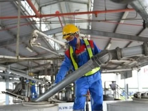 Giảm thuế xăng dầu về 0%: Thêm lực đỡ cho người dân, doanh nghiệp