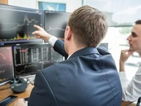 Phiên 27/3: Khối ngoại "xả" gần 300 tỷ đồng một cổ phiếu ngân hàng