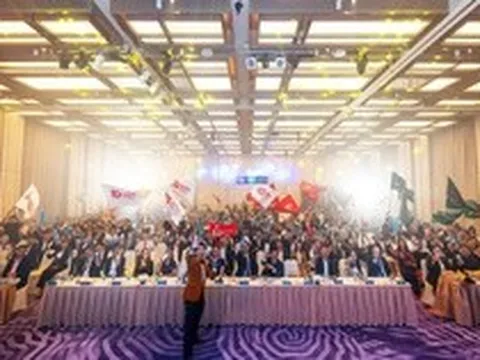 Gần 1.000 chiến binh “bùng nổ” tại sự kiện đào tạo chuyên sâu dự án Hiep Phuoc Premia