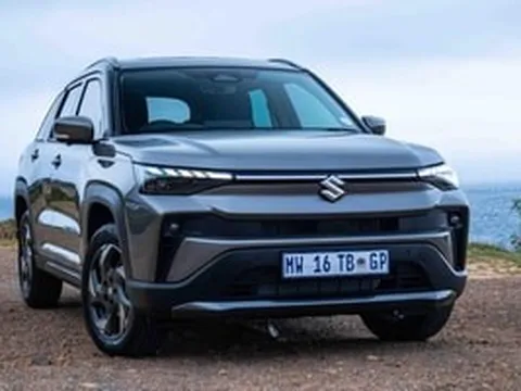 Không thể chậm chân với CX-5, Suzuki ‘xuất chiêu’ mẫu SUV hybrid giá chỉ 550 triệu: Thiết kế cứng cáp, xăng chỉ 5 lít/100km cùng nhiều trang bị phong phú