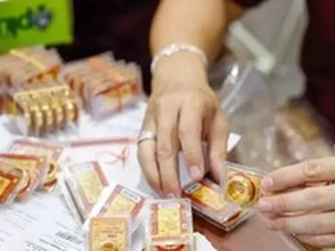 Giá vàng Việt Nam cao hơn thế giới gần 30 triệu đồng/lượng