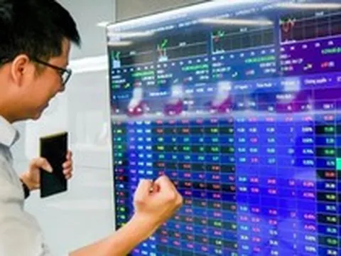 3 nhóm cổ phiếu rơi về vùng "quá bán" sau nhịp sau điều chỉnh mạnh của thị trường