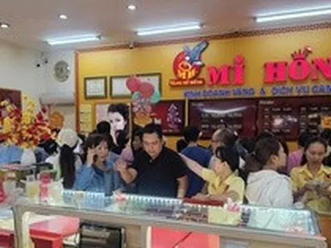 Giá vàng hôm nay 29-3: Đồng loạt dự báo tăng