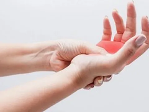 Những dấu hiệu đột quỵ, nhất cái số 1 cực dễ nhận biết