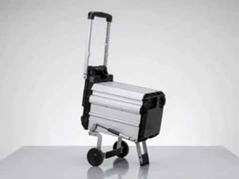 Ôtô mini giá 'mềm' nhất Việt Nam lộ diện: Nhỏ hơn VinFast VF 3, rẻ hơn xe tay ga, pin dạng 'vali kéo'