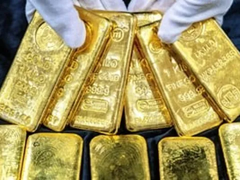 Sau cú giảm mạnh, chuyên gia vẫn tin vàng tăng mạnh trở lại