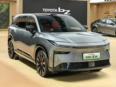 ‘Gã khổng lồ’ đã nghiêm túc, Toyota bán mẫu SUV điện chỉ 380 triệu: Thiết kế chuẩn mực, pin Blade chống cháy, chạy xa tới 616km và được nhận xe luôn