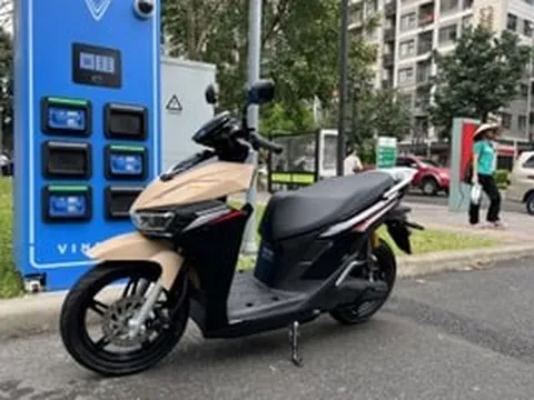 Khách nam thích mê: Mẫu xe máy điện đổi pin giá dưới 50 triệu của VinFast đang 'làm mưa làm gió' vì đẹp, ngầu, quá nhiều ưu điểm