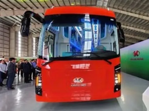 Mẫu xe khách giường nằm thuần điện đầu tiên tại Đông Nam Á vừa xuất xưởng ở Việt Nam đã chính thức chạy thử