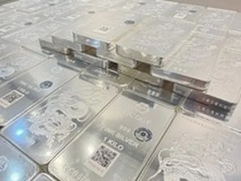 Sáng nay, giá bạc quay đầu giảm