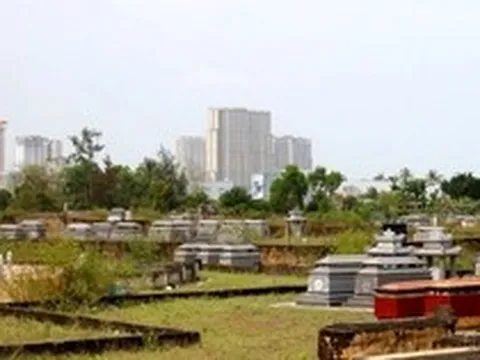 Đà Nẵng tính toán di dời gần 400.000 ngôi mộ để tái thiết đô thị, phát triển hạ tầng ven biển