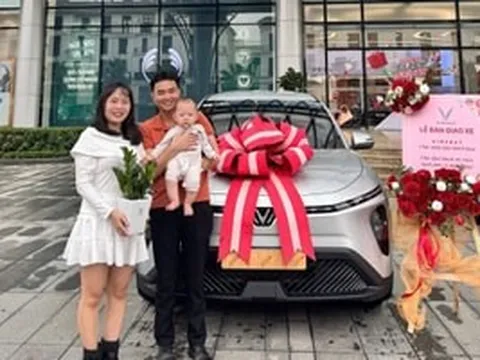 Nâng đời Limo Green, tài xế Hà Nội tiết lộ công thức “gỡ vốn” thần tốc nhờ chi phí siêu tiết kiệm