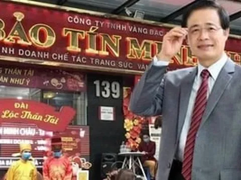 Cận cảnh giao dịch tại Bảo Tín Minh Châu sau khi lãnh đạo bị khởi tố
