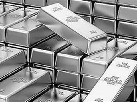 Giá bạc hôm nay (7/4): Giá bạc trong nước khởi sắc, bất ổn địa chính trị kéo giá bạc thế giới đảo chiều liên tục