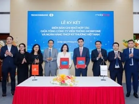 Techcombank bắt tay MobiFone, mở rộng ‘cuộc chơi’ tài chính số