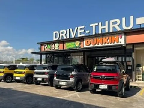 Giá xăng 50.000 đồng/lít, VinFast 'thừa thắng xông lên' tại Philippines, có mẫu xe cháy hàng