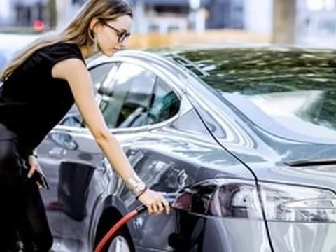 Người dân ở lục địa này đang 'đổ xô' đi mua xe điện