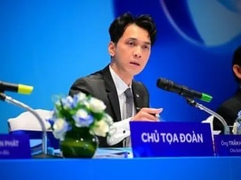 Chủ tịch ACB Trần Hùng Huy: Dư nợ cho vay bất động sản chỉ dưới 5%, hạn chế rủi ro siết tín dụng