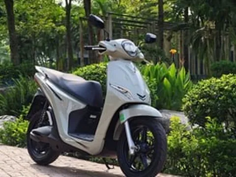 Người dùng VinFast Feliz II: Đi làm mỗi ngày bớt mệt, chạy dịch vụ càng thấy lợi