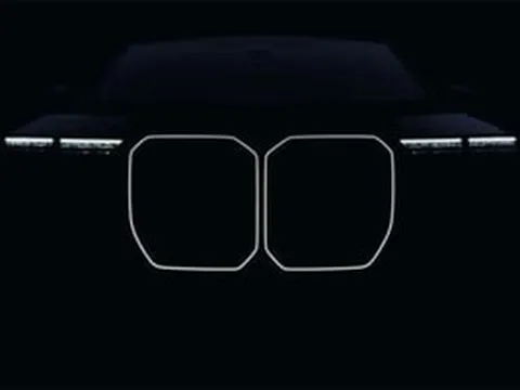 BMW i7 2027 lộ diện tại Bắc Kinh: Nâng cấp pin Rimac, phạm vi hoạt động vượt mốc 624 km