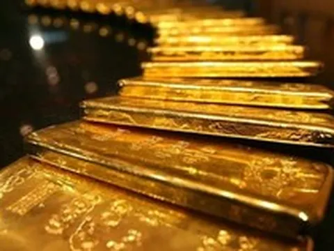 Quỹ vàng lớn nhất thế giới bán ròng 2 ngày liên tiếp, quỹ bạc cũng "xả hàng"